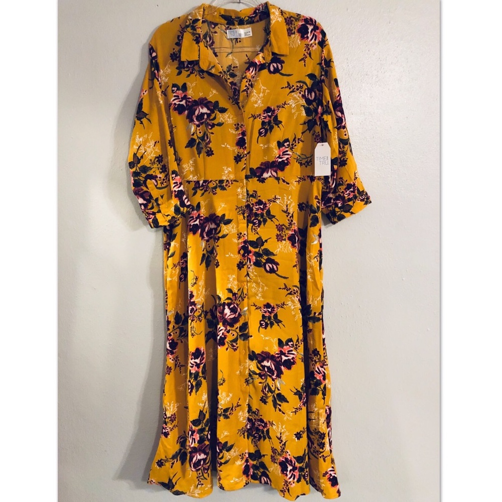 Floral Print, Button Down Mustard Dress. NWT
